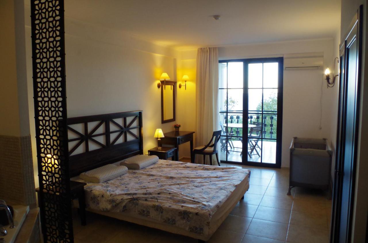 Beautiful 1St-Line Seaview Private Appartement In The Cliff Resort Obzor Ngoại thất bức ảnh