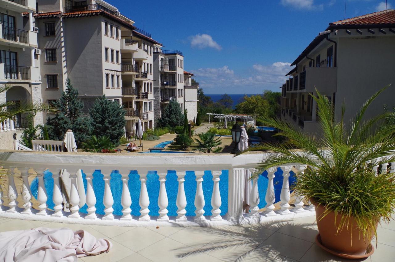 Beautiful 1St-Line Seaview Private Appartement In The Cliff Resort Obzor Ngoại thất bức ảnh
