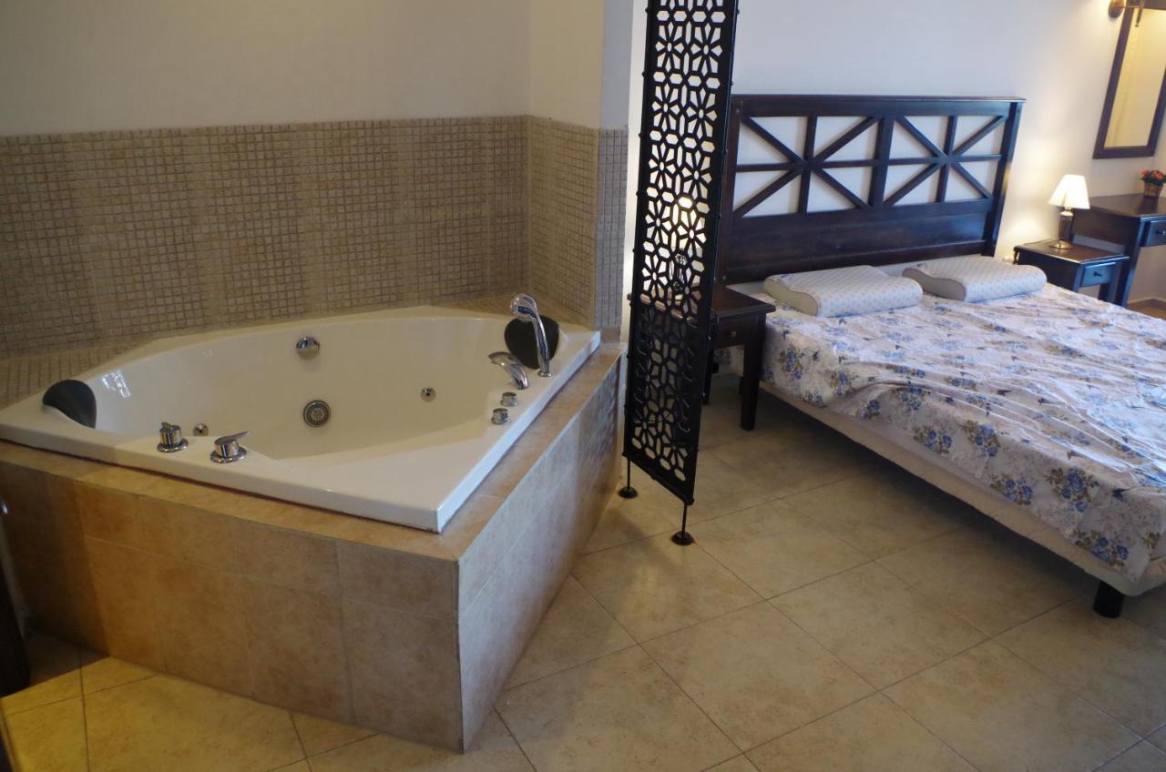 Beautiful 1St-Line Seaview Private Appartement In The Cliff Resort Obzor Ngoại thất bức ảnh