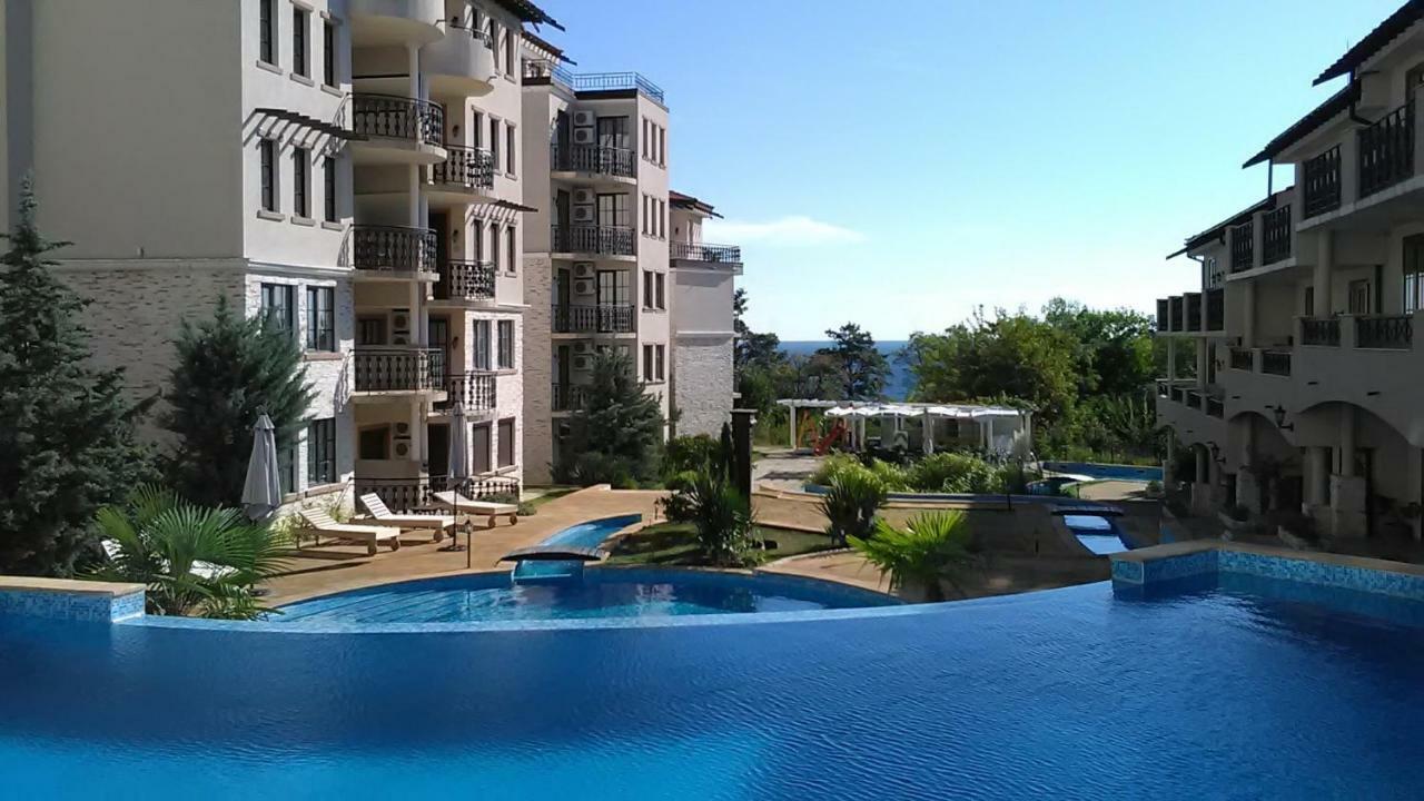Beautiful 1St-Line Seaview Private Appartement In The Cliff Resort Obzor Ngoại thất bức ảnh